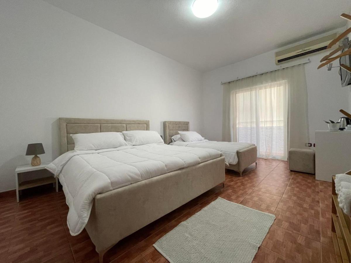 Villa Oasis Berat Eksteriør billede